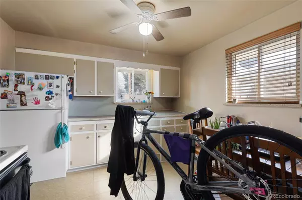 864 Emporia ST, Aurora, CO 80010