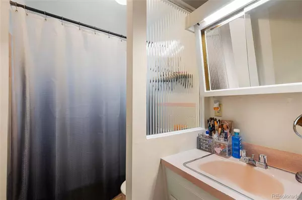 864 Emporia ST, Aurora, CO 80010