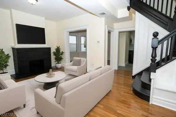 81 W End Ave, Newark City, NJ 07106