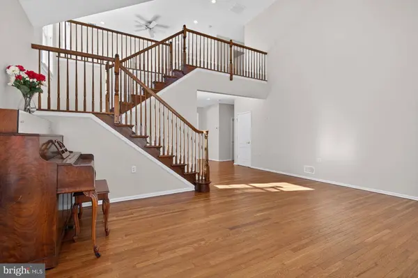 21 GLOBEFLOWER LN, Princeton Junction, NJ 08550