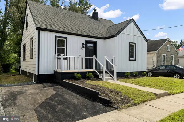 137 ARDSLEY AVE, Trenton, NJ 08638