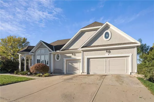 12764 S Constance ST, Olathe, KS 66062