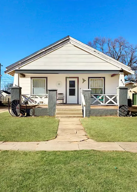 405 N 7th St, Tonkawa, OK 74653-2506