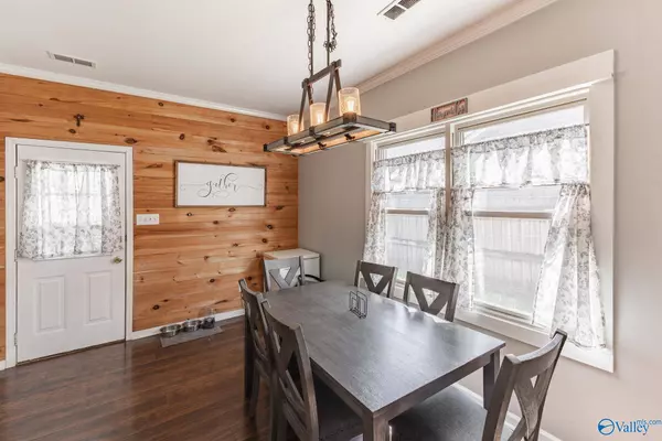 423 Bromwich Street, Decatur, AL 35601