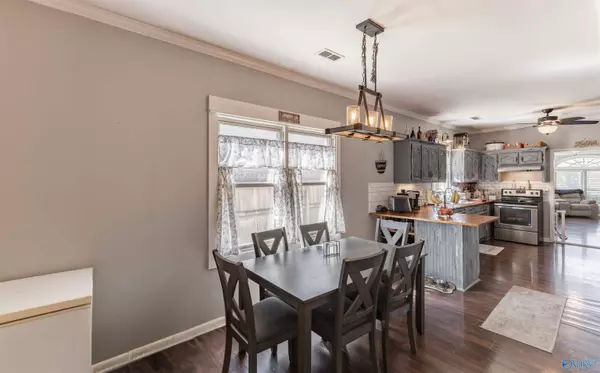 423 Bromwich Street, Decatur, AL 35601