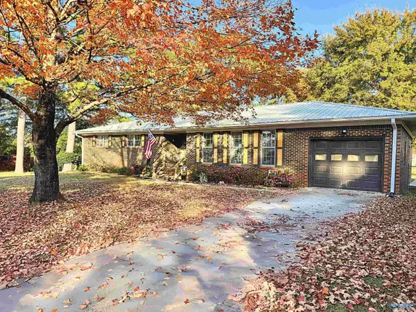 1504 Simmons Drive, Decatur, AL 35601