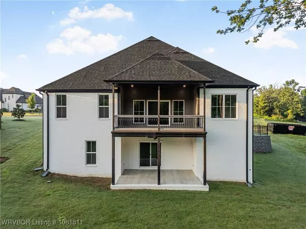 8311 Donnington CT, Fort Smith, AR 72916