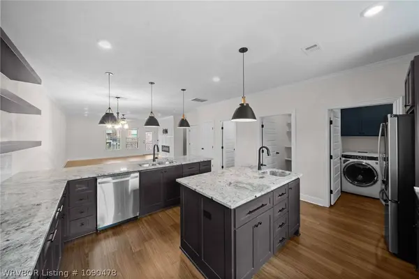9123 R A Young Jr DR, Fort Smith, AR 72916