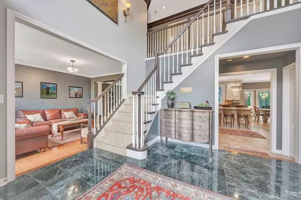 7182 Saint Ives Place, West Chester, OH 45069