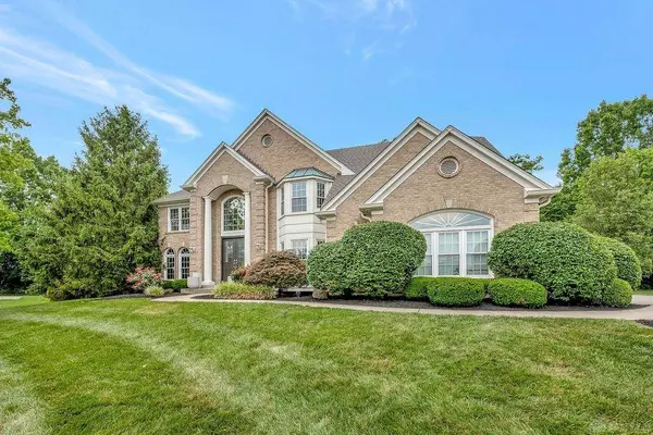 7182 Saint Ives Place, West Chester, OH 45069