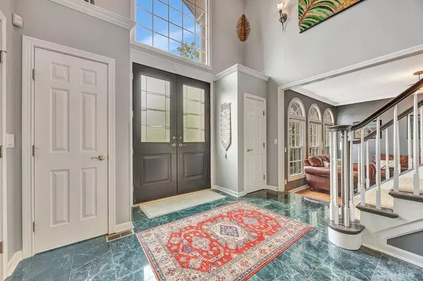 7182 Saint Ives Place, West Chester, OH 45069