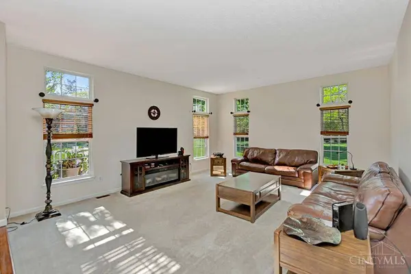 5742 Woodmansee, Liberty Twp, OH 45044