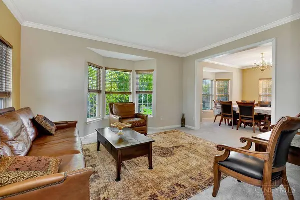 5742 Woodmansee, Liberty Twp, OH 45044