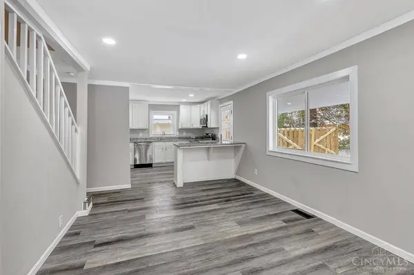 9 letitia, Amelia, OH 45102
