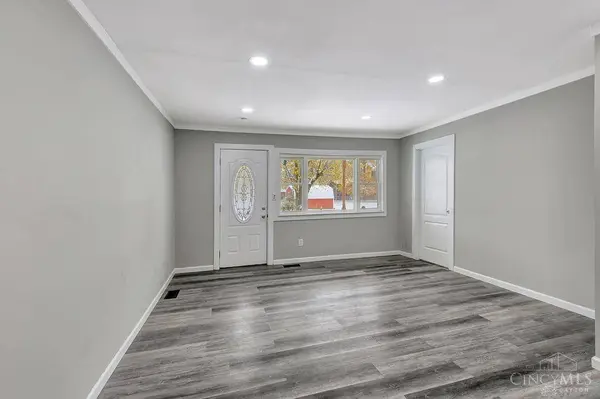 9 letitia, Amelia, OH 45102