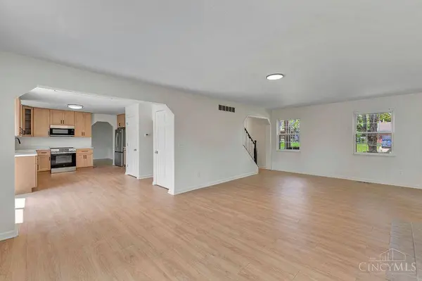 6063 glennsbury Ct, West Chester, OH 45069