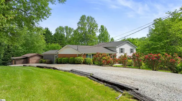 225 E Powers Drive, Easley, SC 29640