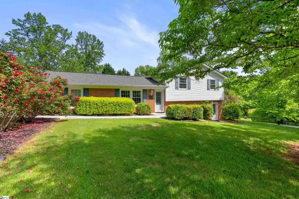 225 E Powers Drive, Easley, SC 29640