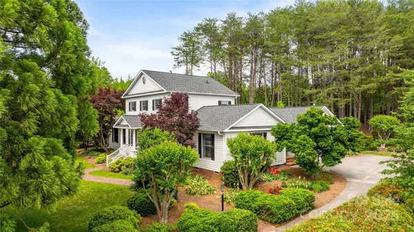 216 Saint Andrews BLVD, Campobello, SC 29322