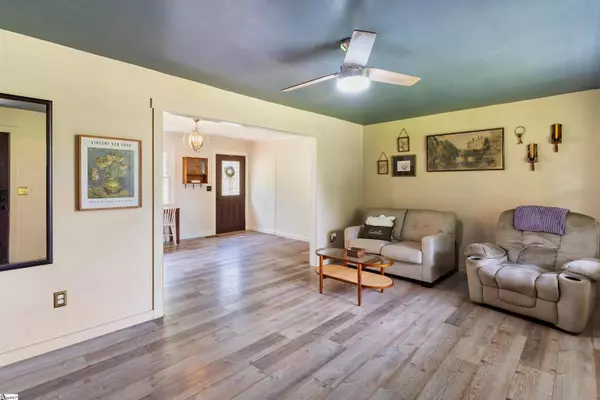 381 Mountain View Street, Forest City, NC 28043