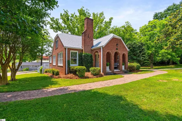 1302 E Rutherford Street, Landrum, SC 29356