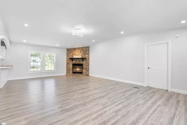 345 Broken Chimney Road, Inman, SC 29349