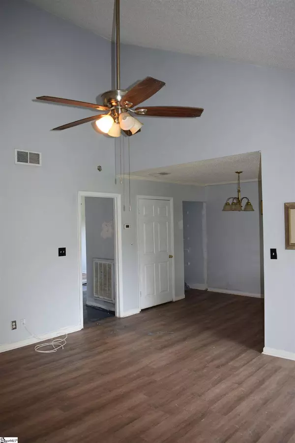 2601 Duncan Chapel Road, Greenville, SC 29617