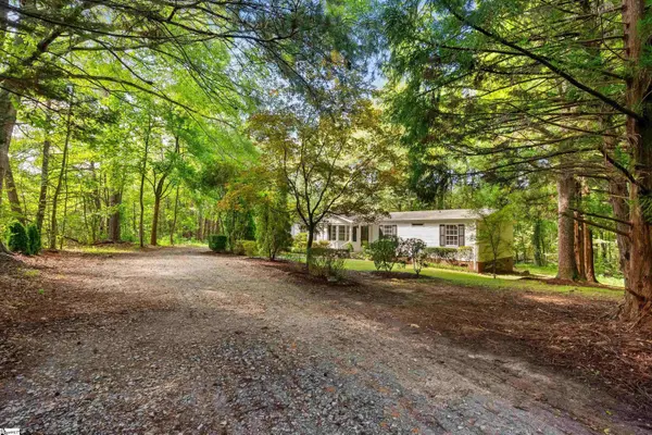 2740-A Highway 414, Taylors, SC 29687