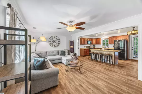 223 E Powers Drive, Easley, SC 29640