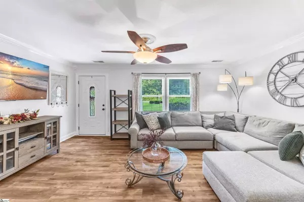 223 E Powers Drive, Easley, SC 29640