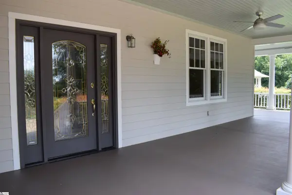 10490 New Cut Road, Campobello, SC 29322