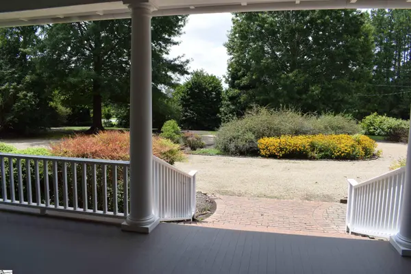 10490 New Cut Road, Campobello, SC 29322