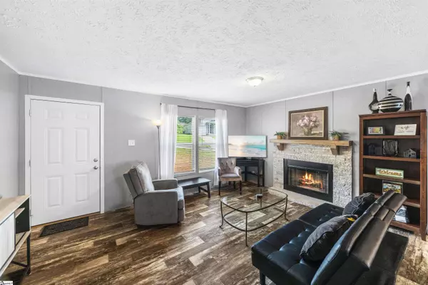 107 Breanna Court, Easley, SC 29640