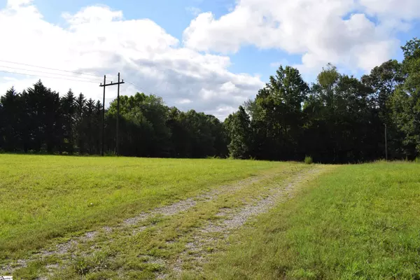 1302 W Melvin Hill Road, Columbus, NC 28722