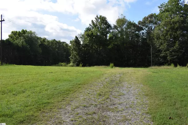 1302 W Melvin Hill Road, Columbus, NC 28722