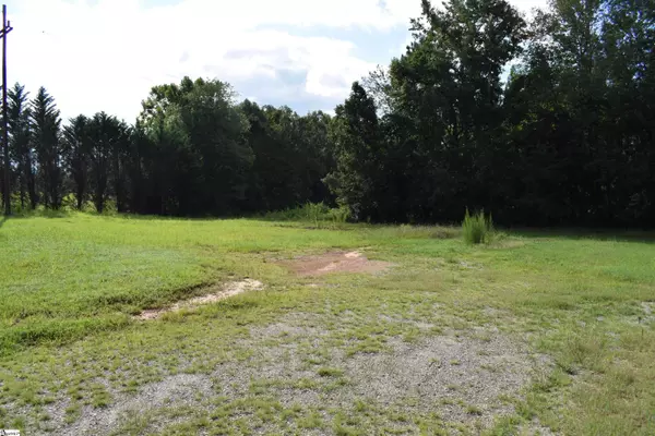 1302 W Melvin Hill Road, Columbus, NC 28722