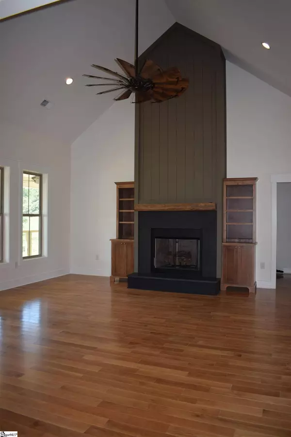 960 Johnson Road, Columbus, NC 28722