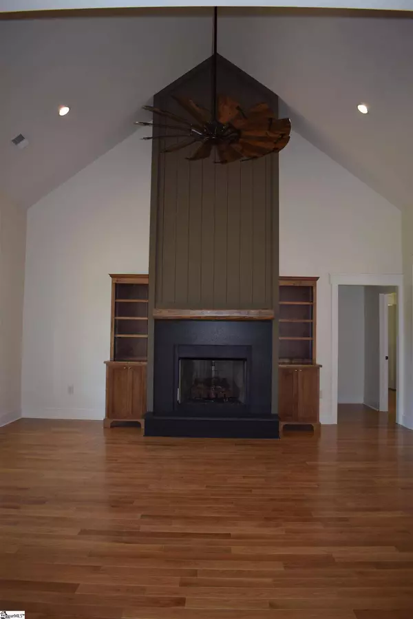 960 Johnson Road, Columbus, NC 28722