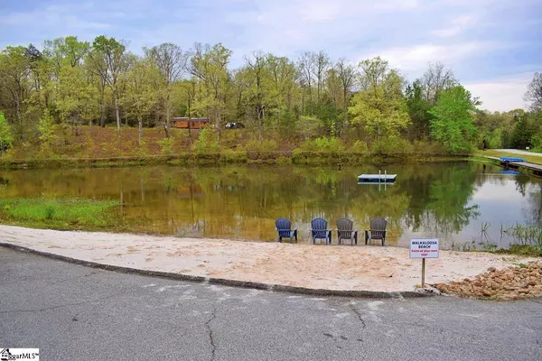 414 Walkaloosa Way, Mooresboro, NC 28114