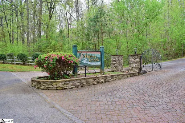 414 Walkaloosa Way, Mooresboro, NC 28114