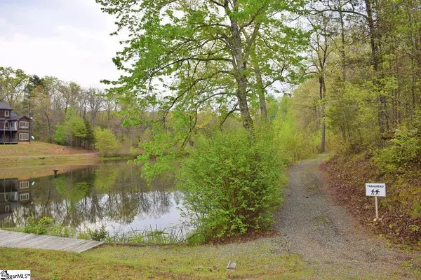 414 Walkaloosa Way, Mooresboro, NC 28114