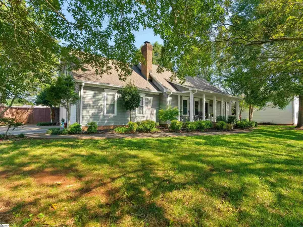 14 Rosemont Drive, Taylors, SC 29687