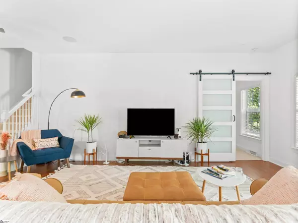 19 Lynnbrook Way, Columbus, NC 28722