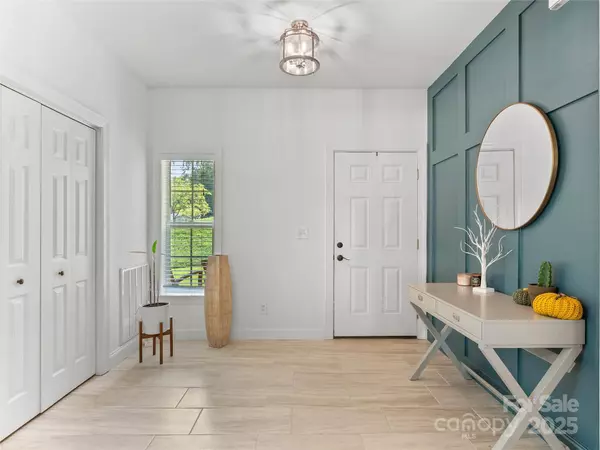 19 Lynnbrook WAY, Columbus, NC 28722