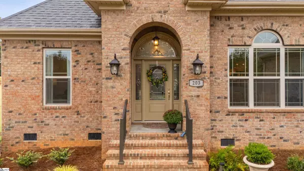 203 Muirfield Drive, Campobello, SC 29322