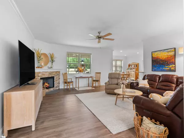 203 Muirfield Drive, Campobello, SC 29322