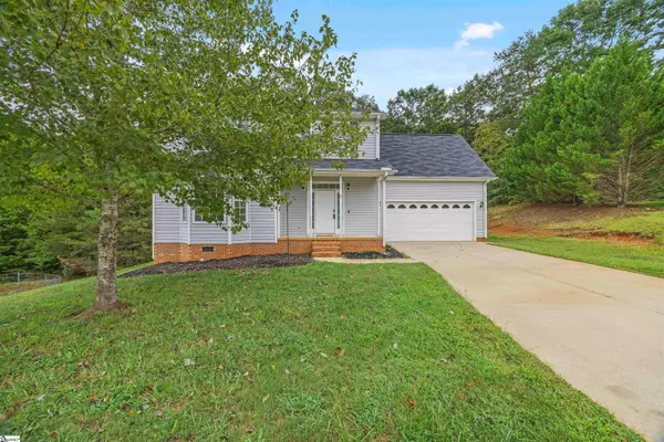 8 Gentian Court, Taylors, SC 29687