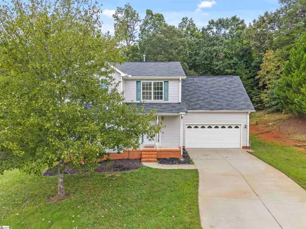 8 Gentian Court, Taylors, SC 29687