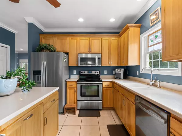 660 Scoggins Road, Rutherfordton, SC 28139