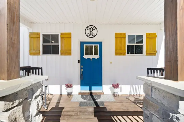 6206 State Park Road, Travelers Rest, SC 29690